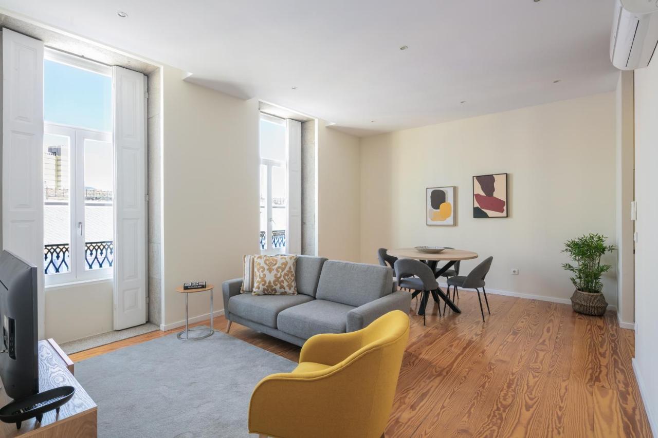 Bo - Fernandes Tomas Apartment Porto Bagian luar foto