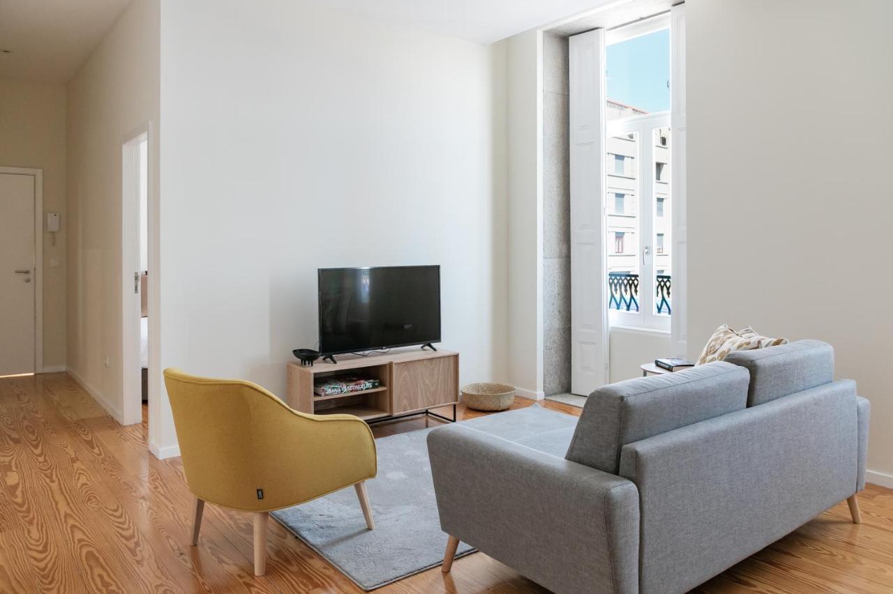 Bo - Fernandes Tomas Apartment Porto Bagian luar foto