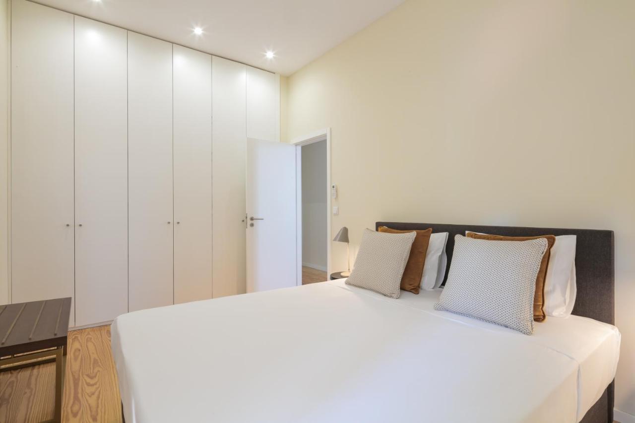 Bo - Fernandes Tomas Apartment Porto Bagian luar foto