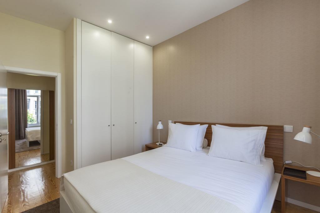 Bo - Fernandes Tomas Apartment Porto Bagian luar foto