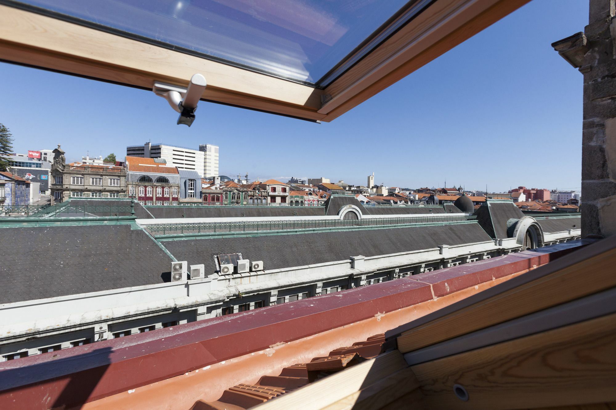 Bo - Fernandes Tomas Apartment Porto Bagian luar foto